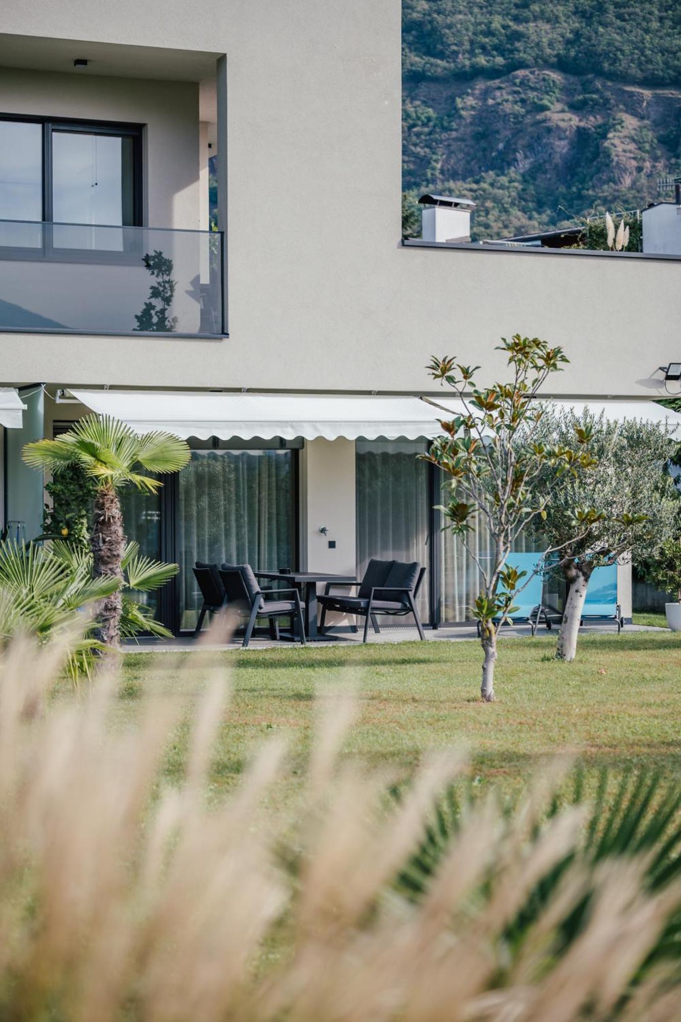 Garden Lodge 가르가쪼네 외부 사진